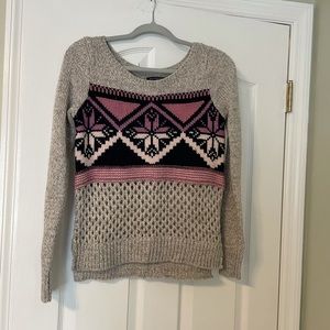 3/$30 Women’s American Eagle sweater